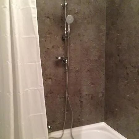 Dirk Suites Anversa